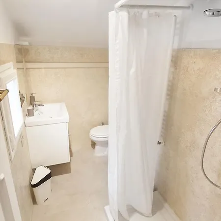 Apartament Riverside In *